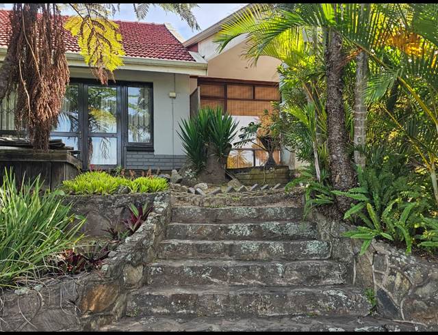 3 BEDROOM FREEHOLD TO LET IN WESTVILLE